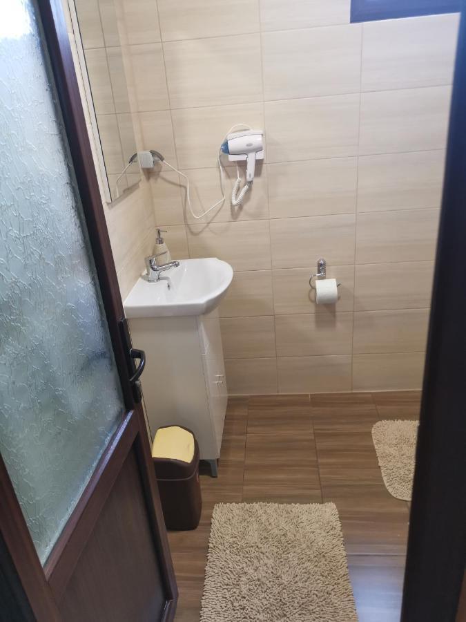 Somogyi Vendeghaz Bed & Breakfast Bancu Екстериор снимка
