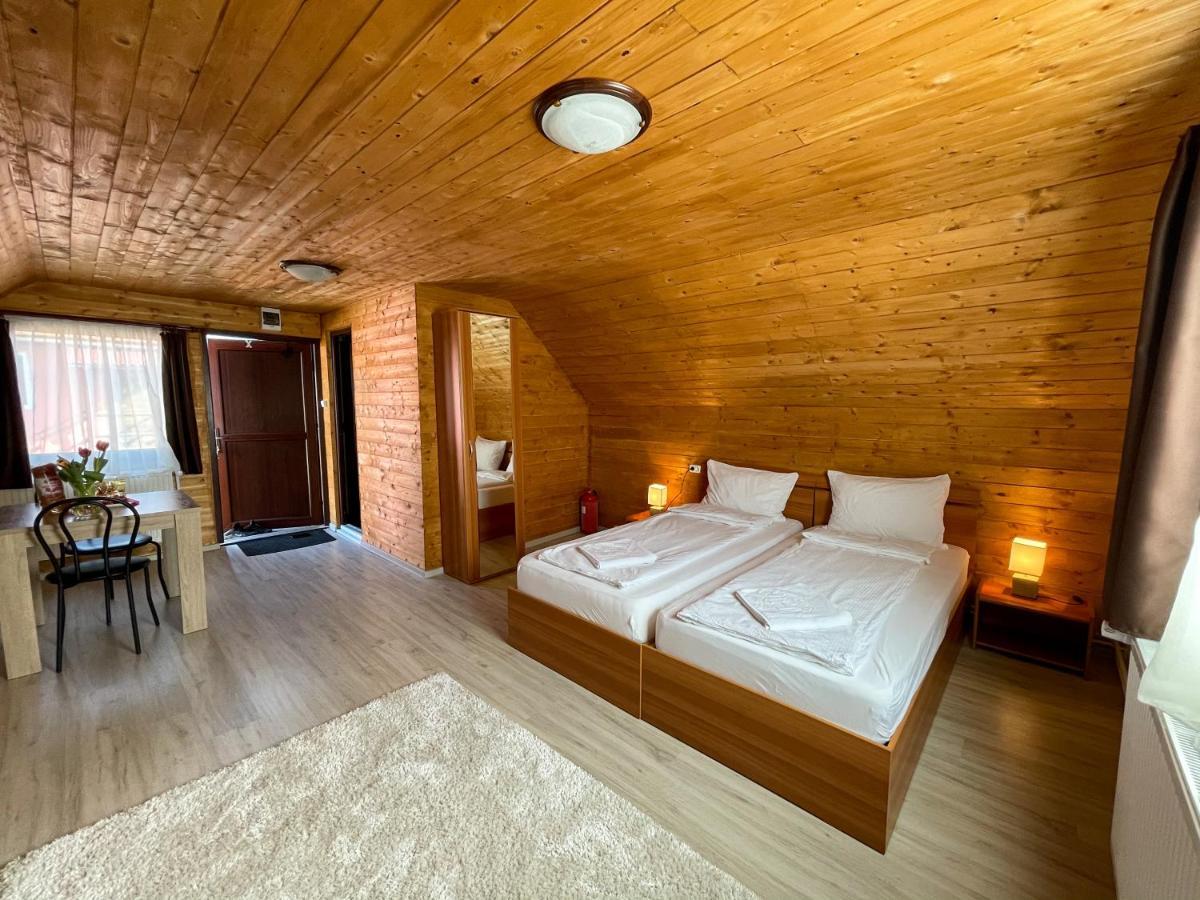 Somogyi Vendeghaz Bed & Breakfast Bancu Екстериор снимка