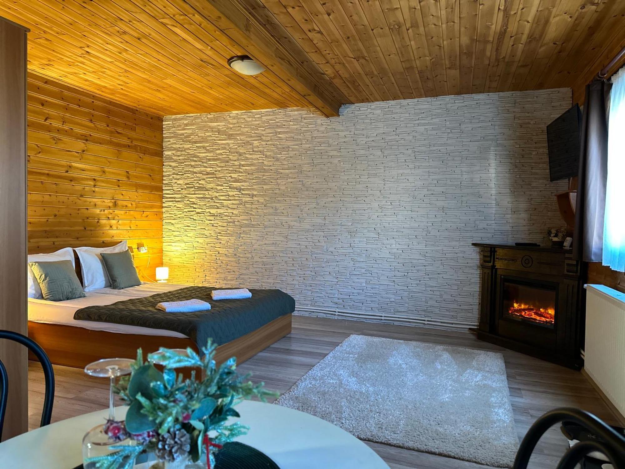 Somogyi Vendeghaz Bed & Breakfast Bancu Екстериор снимка